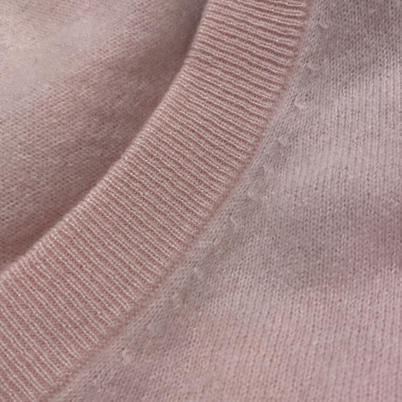 💕HOST PICK💕 AQUA CASHMERE V-NECK SWEATER - Picture 8 of 9